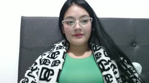 alisha_9997 online show from 09-21-25, 01:18