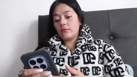 alisha_9997 online show from 04-09-26, 02:22