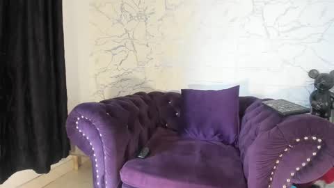 alishaevans_rs online show from 09-23-25, 04:43