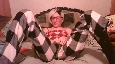 Alisha online show from 09-24-25, 08:28