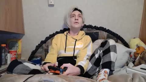 Snapshot of alishaluv chatting on 03-05-26, 04:25 Alisha online show from 03-05-26, 04:25