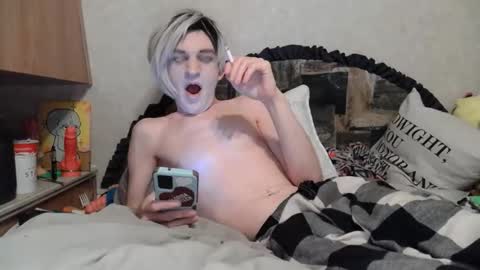 Snapshot of alishaluv chatting on 03-27-26, 05:02 Alisha online show from 03-27-26, 05:02