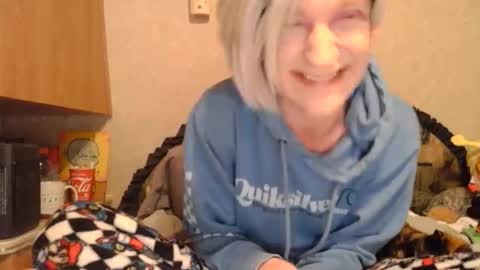 Snapshot of alishaluv chatting on 04-06-26, 12:52 Alisha online show from 04-06-26, 12:52