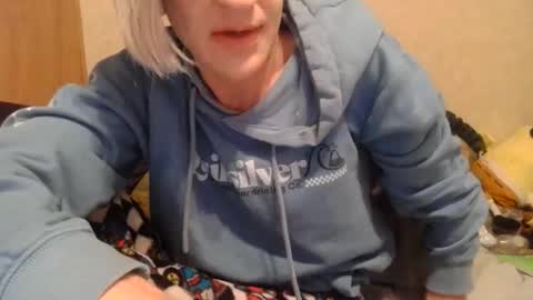 Snapshot of alishaluv chatting on 04-09-26, 06:19 Alisha online show from 04-09-26, 06:19