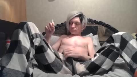 Snapshot of alishaluv chatting on 04-15-26, 12:01 Alisha online show from 04-15-26, 12:01