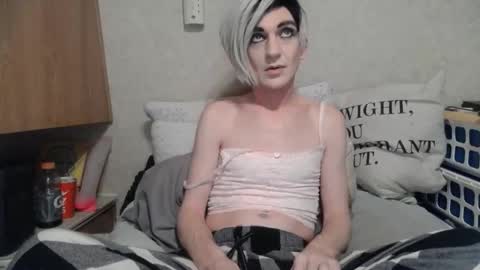 Alisha online show from 05-22-26, 01:24