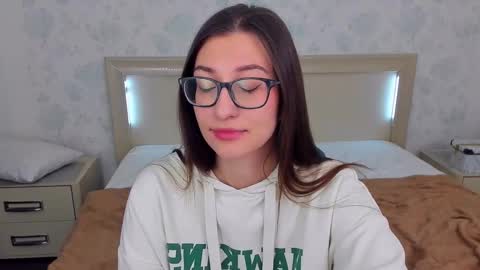 Alina online show from 12-20-24, 10:43