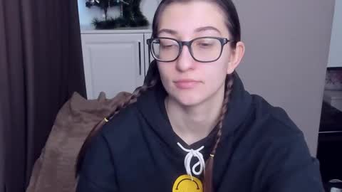 Alina online show from 12-31-24, 08:04