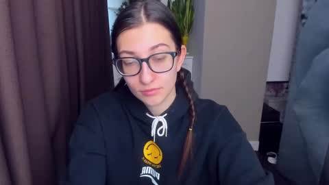 Alina online show from 12-31-24, 11:09