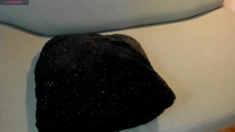           online show from 01-03-25, 03:44