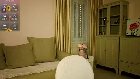 Alisia online show from 11-23-25, 05:07