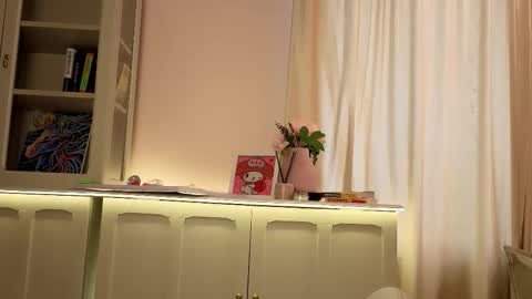 Alisia online show from 02-27-26, 08:14