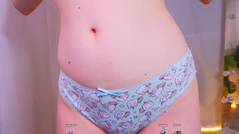 Snapshot of alisia_spinnet chatting on 12-13-24, 11:23 Alisia online show from 12-13-24, 11:23