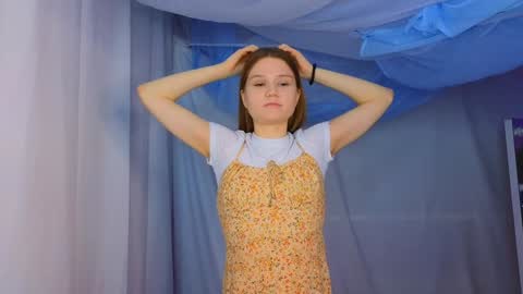 Snapshot of alisia_spinnet chatting on 01-10-25, 06:53 Alisia online show from 01-10-25, 06:53
