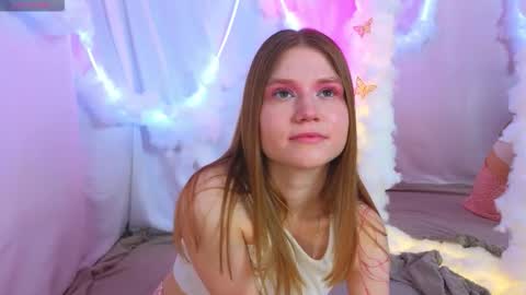 Snapshot of alisia_spinnet chatting on 09-12-25, 10:48 Alisia online show from 09-12-25, 10:48