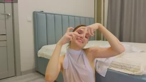 Snapshot of alisia_spinnet chatting on 07-28-26, 07:39 Alisia online show from 07-28-26, 07:39