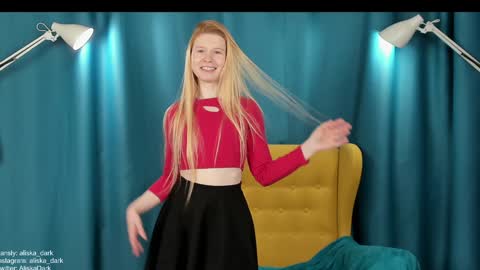 Snapshot of aliska_dark chatting on 01-31-25, 12:29 Alice online show from 01-31-25, 12:29