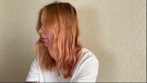 Snapshot of alismoona chatting on 06-16-26, 08:06 Alisa online show from 06-16-26, 08:06