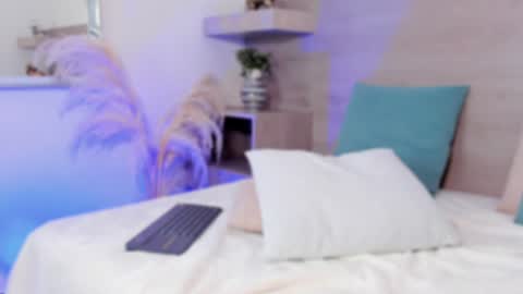 Snapshot of alison222_ chatting on 02-06-25, 10:43 A L I S O N online show from 02-06-25, 10:43