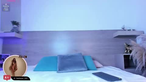 Snapshot of alison222_ chatting on 03-06-25, 08:05 A L I S O N online show from 03-06-25, 08:05