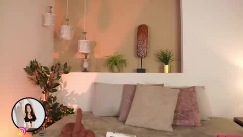 Snapshot of alison222_ chatting on 09-10-25, 07:58 A L I S O N online show from 09-10-25, 07:58