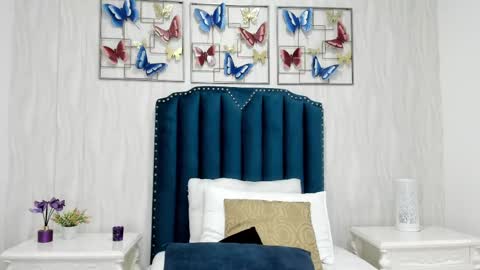 Snapshot of alison_carde05 chatting on 10-06-25, 08:17 Alison online show from 10-06-25, 08:17