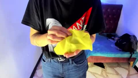 Snapshot of alison_moon7 chatting on 11-15-25, 11:40 ALISON MOON online show from 11-15-25, 11:40