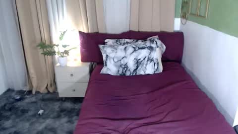 hotty online show from 02-09-25, 08:54