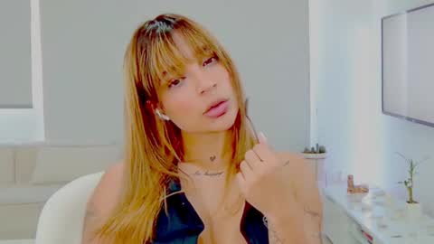 Snapshot of alisondiaz_ chatting on 01-13-25, 07:31 Alison diaz online show from 01-13-25, 07:31
