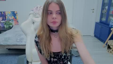 Alison online show from 10-13-25, 06:24