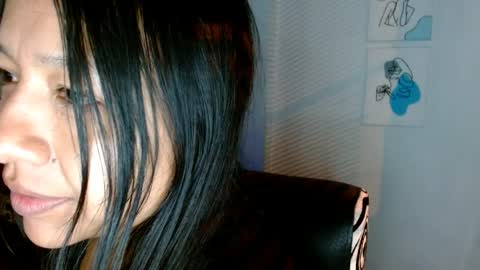 Snapshot of alisonturbay chatting on 04-08-26, 04:01 Alisonturbay online show from 04-08-26, 04:01