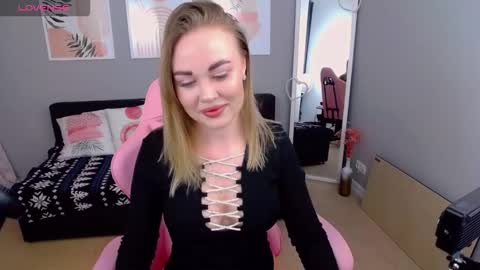 Anna online show from 03-01-26, 01:13