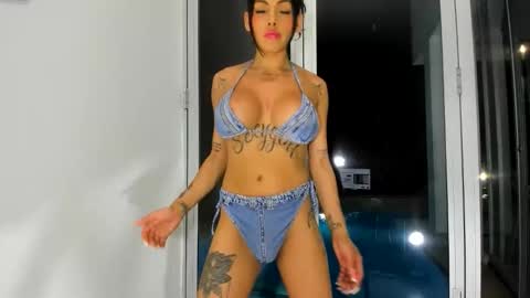 Snapshot of aliss_666 chatting on 06-07-26, 12:59 online show from 06-07-26, 12:59