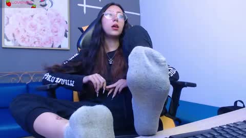 aliss_angel_ online show from 04-14-26, 08:37