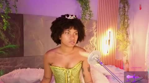 Mia online show from 01-08-26, 02:58