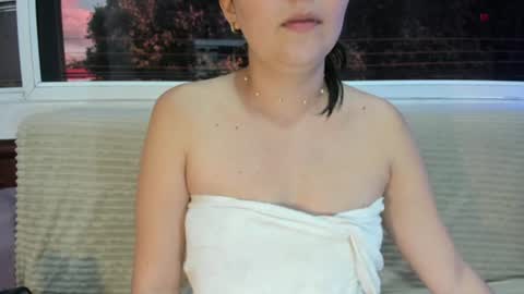 Snapshot of alissajoness chatting on 07-13-26, 11:13 Alissa online show from 07-13-26, 11:13