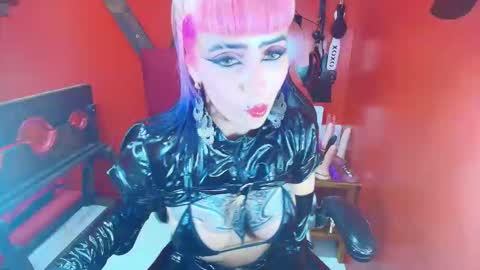 Snapshot of alissapeachx chatting on 02-27-26, 05:51 Alissa Peach online show from 02-27-26, 05:51