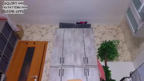 Snapshot of alissawind chatting on 07-19-26, 02:59 im Allise online show from 07-19-26, 02:59