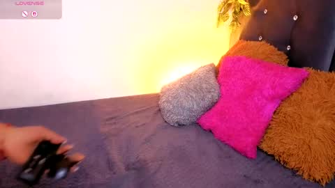 alisse_xx online show from 05-13-26, 03:04