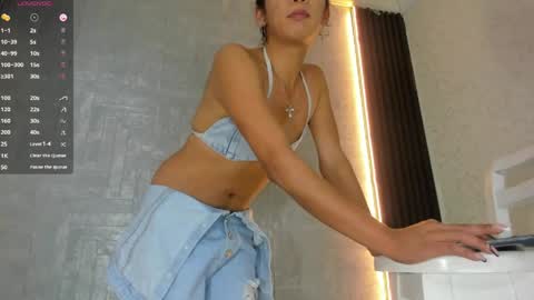 Snapshot of alisson_steelersexy chatting on 05-29-26, 08:40 Alison Steeler online show from 05-29-26, 08:40