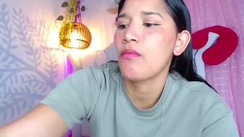 Snapshot of alisson_wiley chatting on 06-25-26, 05:56 alisson online show from 06-25-26, 05:56
