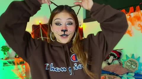 Alisson IG alisson zafiro27 online show from 10-27-25, 03:21