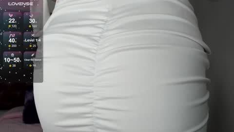 Snapshot of alissondomit chatting on 02-05-25, 03:09 Alisson Domit online show from 02-05-25, 03:09