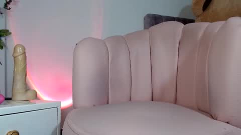 alisson online show from 12-31-24, 01:04