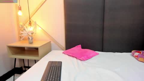 alissonmartin online show from 01-24-25, 03:02