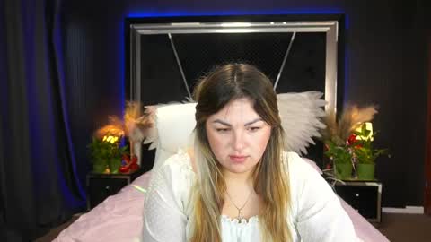 Snapshot of alissyagrayy chatting on 05-17-26, 05:38 alissyagrayy online show from 05-17-26, 05:38