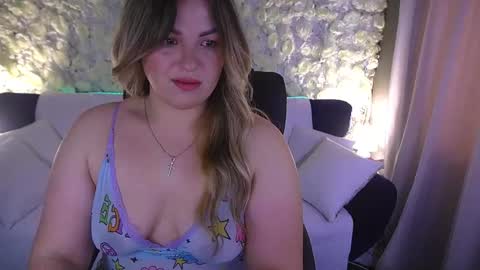 Snapshot of alissyagrayy chatting on 05-21-26, 05:47 alissyagrayy online show from 05-21-26, 05:47