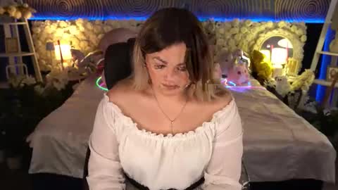 Snapshot of alissyagrayy chatting on 06-07-26, 12:31 alissyagrayy online show from 06-07-26, 12:31