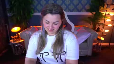 Snapshot of alissyagrayy chatting on 06-19-26, 12:42 alissyagrayy online show from 06-19-26, 12:42