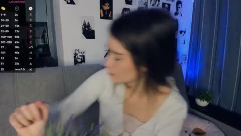 Alivia online show from 10-25-25, 09:17